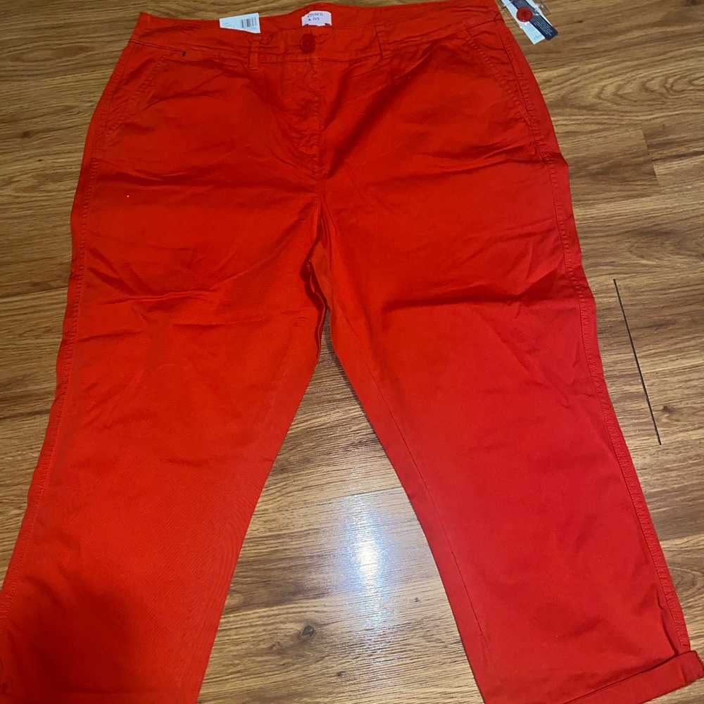 Women’s Crown & Ivy Charlotte Red Capri Crop Size 16 NWT